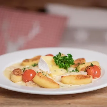 מלון Schwannerwirt 3*