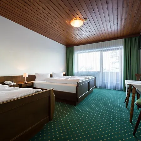 מלון Schwannerwirt ווירברג