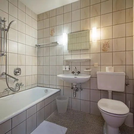 Schwannerwirt מלון